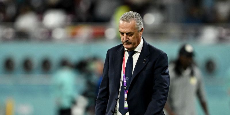 Thông tin tổng quan về huấn luyện viên bóng đá Gustavo Alfaro